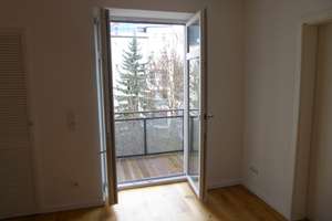 Wohlfühlen garantiert! - Exquisite 4-Raum in ruhiger Sonnenberglage (EBK mgl.) – Körnerstr. 21, 9130 Sonnenberg, Chemnitz – Vorschaubild 3