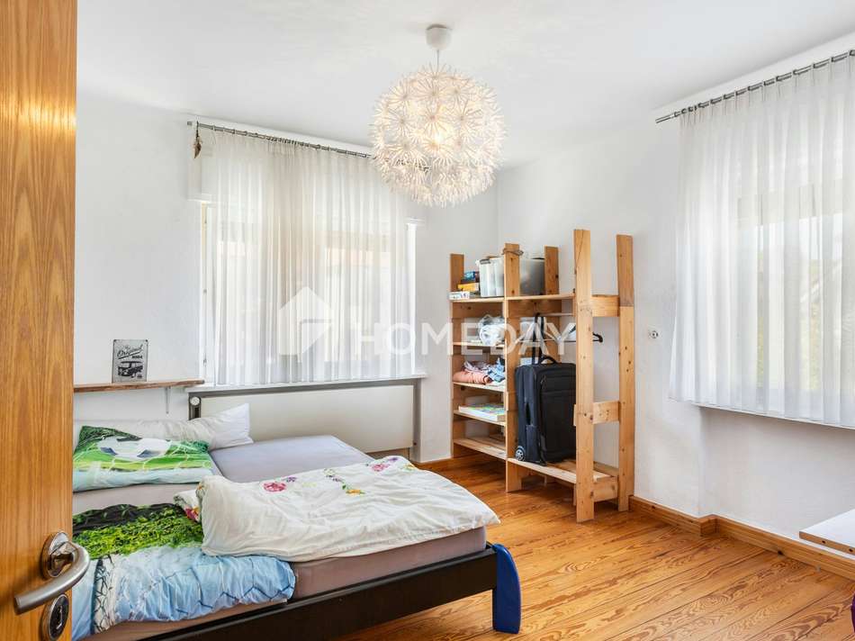 1. OG Schlafzimmer 2 1