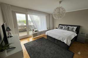Großzügige 4-Zimmer-Wohnung mit drei Loggien in Köln-Eil
