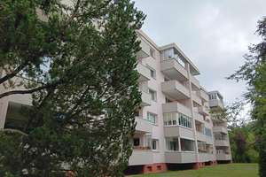 Einziehen und Wohlfühlen! Top renovierte und charmante 3-Zimmerwohnung am Waldrand