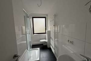 Frisch renovierte 2 Zimmer Wohnung – Buchtstraße 35, 27570 Geestemünde, Bremerhaven – Vorschaubild 1