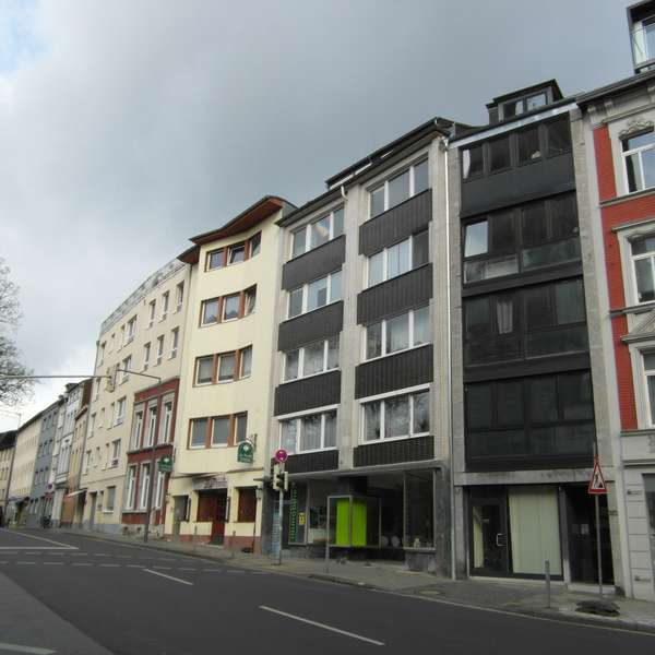 *** WG-geeignete 3-Zimmer-Wohnung mit Balkon im Aachener Jakobsviertel ***