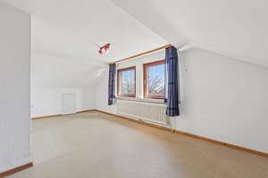LENAU - Viel Platz, viele Möglichkeiten – Ein-/ Zweifamilienhaus mit großem Grundstück am Deister – Die vollständige Adresse der Immobilie erhältst du vom Anbieter., 30890 Barsinghausen – Vorschaubild 11