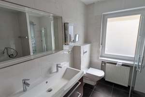 3-Zimmer-Wohnung mit eigenem Garten und Garage – Schillerstr. 21, 33104 Schloß Neuhaus, Paderborn – Vorschaubild 3