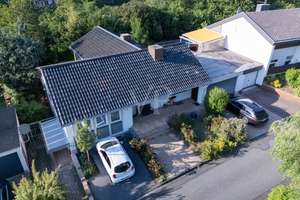 Großzügiger Bungalow mit Einliegerwohnung und Wohlfühlgarten – Die vollständige Adresse der Immobilie erhältst du vom Anbieter., 56077 Arenberg, Koblenz – Vorschaubild 4