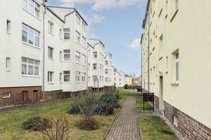 Solide Kapitalanlage: Tolle 2-Raum-Wohnung im EG  – Die vollständige Adresse der Immobilie erhältst du vom Anbieter., 1159 Naußlitz, Dresden – Vorschaubild 2