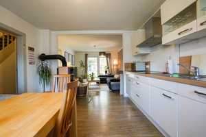 Charmantes Reihenmittelhaus in zentraler Lage mit modernem Wohnkomfort – Aurich (Kreis) – Vorschaubild 4