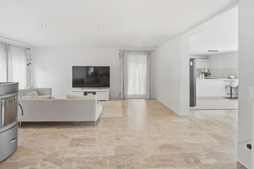 Immobilie in Kapsweyer - Attraktiver und großzügiger Bungalow mit Garten, Garage und Carport in Kapsweyer - Bild 3