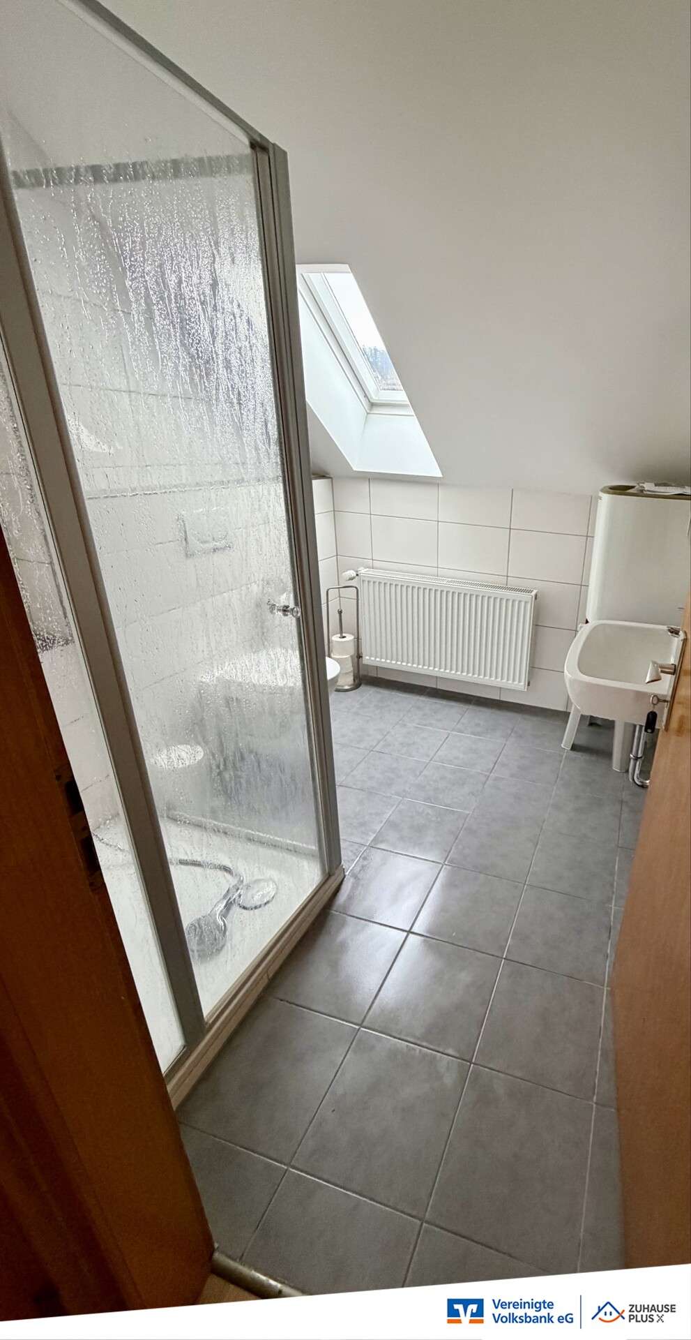 Immobilie in Bad Driburg - Solides, gepflegtes MFH m. 3 Wohneinheiten - Bild 0