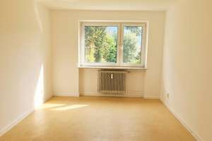Attraktive 3 Zimmer zur Miete in Hamburg Rissen - Wentzel Dr. – Flerrentwiete 51a, 22559 Rissen, Hamburg – Vorschaubild 3