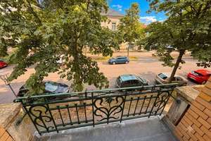 First Move-In: Dein neues Upgrade - fresh saniert mit eigenem Parkplatz – Hubertusstraße 32, 1129 Pieschen-Nord/Trachenberge, Dresden – Vorschaubild 3