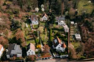 Seltene Gelegenheit in Heidelberg: Sanierungsbedürftiges Einfamilienhaus auf großem Grundstück – Die vollständige Adresse der Immobilie erhältst du vom Anbieter., 69126 Rohrbach, Heidelberg – Vorschaubild 1