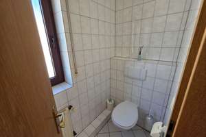 Untermieter für möblierte Wohnung für befristete Zeit in Bonn Bad Godesberg( Für Max. 2 Personen) – Waldburgstraße 25, 53177 Schweinheim, Bonn – Vorschaubild 8