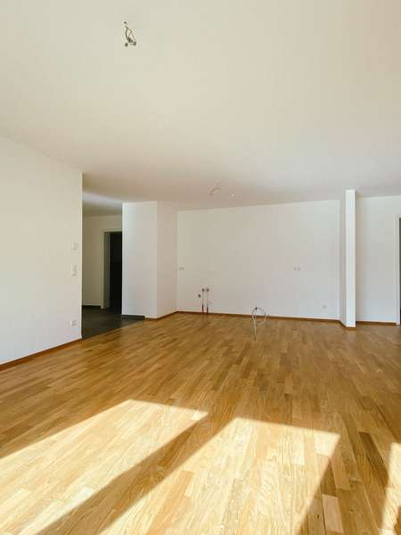 Heller Wohnbereich.jpg