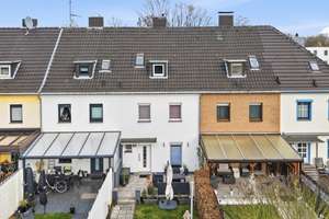 Modernisiert & teilsaniert: Einfamilienhaus mit zwei Garagen - ideal für Familien – Gneisenaustr 57, 41539 Dormagen – Vorschaubild 23