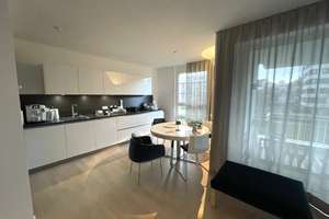 Charmante 3-Zimmer-Wohnung inkl. Einbauküche  – Toulouser Allee  19, 40211 Pempelfort, Düsseldorf – Vorschaubild 2