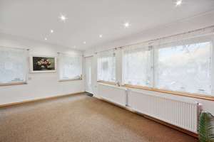 Tolles Haus in Ortsrandlage für Selbstnutzer oder als Ferienhaus geeignet! – Die vollständige Adresse der Immobilie erhältst du vom Anbieter., 56346 Sankt Goarshausen – Vorschaubild 5