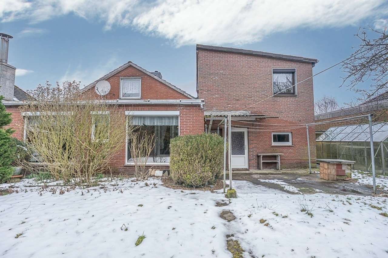 Wohnhaus in schöner Wohnlage mit Einliegerwohnung, Friesland Kreis – Bild 3