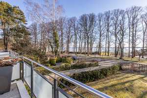 Vorne Ostsee, hinten Golfplatz - stilvolles Domizil am Brodtener Steilufer – Lübeck – Vorschaubild 2