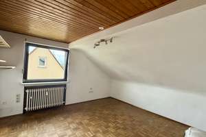 METZ IMMOBILIEN - Dreifamilienhaus mit Potenzial und großem Grundstück – 60437 Harheim, Frankfurt am Main – Vorschaubild 16