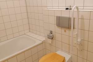 Ruhige und helle Wohnung mit Balkon in Münster- Amelsbüren – 48163 Amelsbüren, Münster – Vorschaubild 11