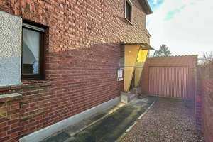 Mehrgenerationenhaus – Doppelhaushälfte mit großem Garten und außergewöhnlich viel Platz – Die vollständige Adresse der Immobilie erhältst du vom Anbieter., 52531 Übach-Palenberg – Vorschaubild 2