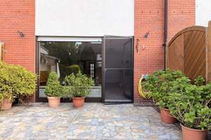 Ein/Zweifamilienhaus in sehr beliebter, verkehrsberuhigter Lage mit Doppelgarage und Garten – Die vollständige Adresse der Immobilie erhältst du vom Anbieter., 45329 Altenessen-Nord, Essen – Vorschaubild 4