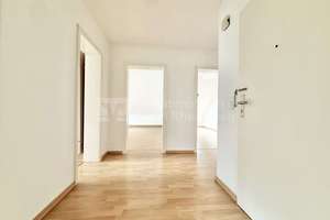 Lichtdurchflutete 3-Zimmer-Dachgeschosswohnung mit Stellplatz in Bonn-Duisdorf – Die vollständige Adresse der Immobilie erhältst du vom Anbieter., 53123 Duisdorf, Bonn – Vorschaubild 4