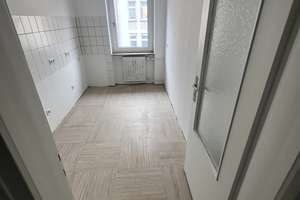 Helle 3-Zimmer-Wohnung mit Balkon in Duisburg-Aldenrade – frisch renoviert – Die vollständige Adresse der Immobilie erhältst du vom Anbieter., 47179 Fahrn, Duisburg – Vorschaubild 12