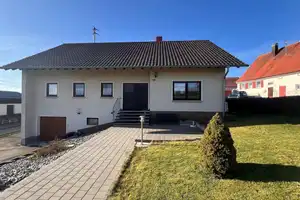 IHR URLAUB BEGINNT VOR IHRER EIGENEN HAUSTÜR!
Orientieren Sie sich in Richtung Natur... – Tuttlingen (Kreis) – Vorschaubild 4