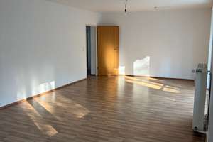 3-Zimmer-Wohnung (92 m²) mit Aufzug, Balkon & EBK, Gebäude 2025 Sanierung - sofort bezugfrei – Dompfaffstraße 148, 91056 Steinforst, Erlangen – Vorschaubild 9
