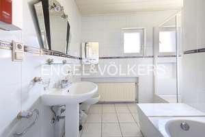 Seltene Gelegenheit! Großes EFH mit Einliegerwohnung und herrlichem Fernblick in bester  Lage – Die vollständige Adresse der Immobilie erhältst du vom Anbieter., 56075 Karthäuserhofgelände, Koblenz – Vorschaubild 6