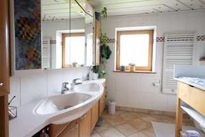 Großzügiges Wohlfühl-Haus mit wunderschönem Gartenidyll in Probstried – Oberallgäu (Kreis) – Vorschaubild 22