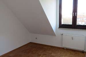Helle freundliche 4-Zi.-DG-Maisonette Wohnung in ruhiger Grünlage – Orchideenweg 7, 53123 Duisdorf, Bonn – Vorschaubild 5