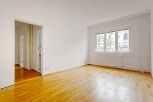 Attraktives, vollvermietetes Mehrfamilienhaus in gefragter Lage des Wrangelkiezes in Berlin-Kreuzber – Die vollständige Adresse der Immobilie erhältst du vom Anbieter., 10969 Kreuzberg, Berlin – Vorschaubild 6
