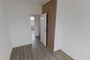 Ideal für Familien & Paare: Komfortable 3-Zimmer-Wohnung mit Loggia und viel Stauraum – Lahrkampstraße 6, 33104 Schloß Neuhaus, Paderborn – Vorschaubild 5