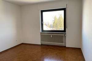 In exzellenter Wohnlage! Großzügige 3 -Zi.-Wohnung, herrliche Dachterrasse, EBK – Pallottistr. 6, 75242 Neuhausen – Vorschaubild 10