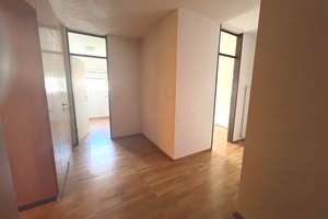 Gute Substanz, beste Lage: 3-Zimmer-Wohnung mit Loggia & viel Potenzial in Obermenzing – Die vollständige Adresse der Immobilie erhältst du vom Anbieter., 81245 Obermenzing, München – Vorschaubild 15