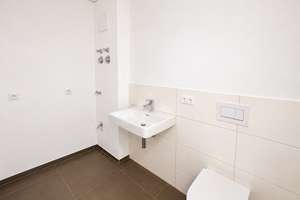 Neuwertige 4-Zimmer-Erdgeschosswohnung mit Terrasse, Garten und Tiefgarage in Nürnberg-Bärenschanze – Bärenschanzstraße 40, 90429 Bärenschanze, Nürnberg – Vorschaubild 18