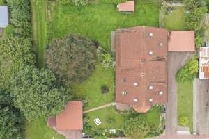 Exklusives Mehrgenerationshaus mit drei Wohneinheiten und 
450 m² Wohnfläche auf traumhaftem Grunds – Die vollständige Adresse der Immobilie erhältst du vom Anbieter., 25767 Tensbüttel-Röst – Vorschaubild 32
