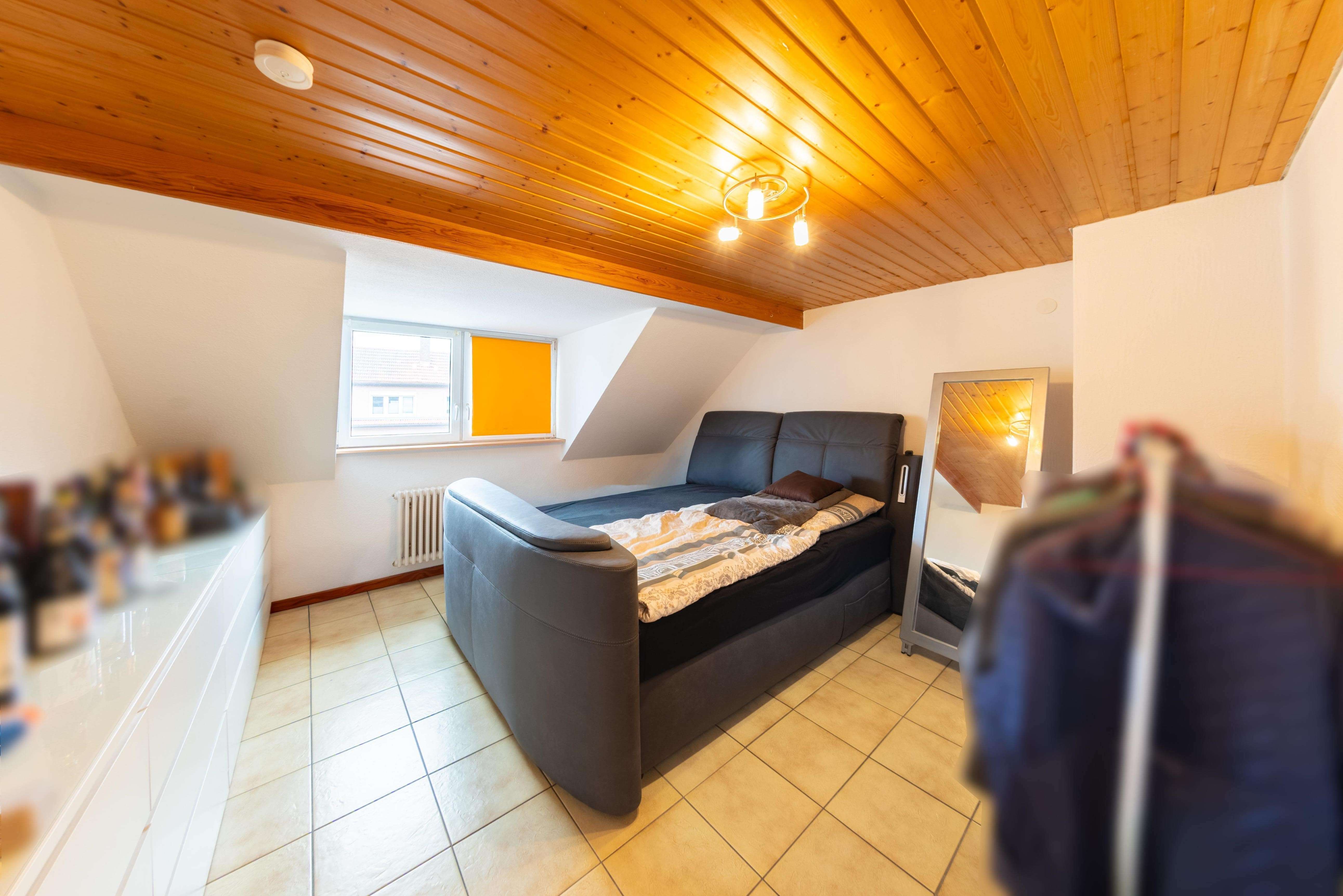 Immobilie in Waldkirch - Dreifamilienhaus in Waldkirch-Kollnau mit Entwicklungspotenzial - Bild 1