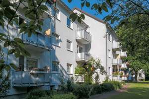 Erdgeschoss-Wohnung im Eichelkamp: Mit Dusche und Balkon – Die vollständige Adresse der Immobilie erhältst du vom Anbieter., 38440 Eichelkamp, Wolfsburg – Vorschaubild 1