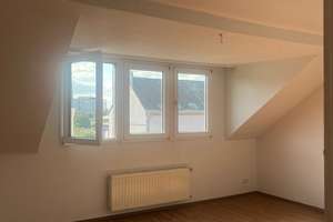 Helle 2-Zimmer-Dachgeschosswohnung mit Charme in Krefeld – Ispelsstraße 38, 47805 Dießem/Lehmheide, Krefeld – Vorschaubild 2