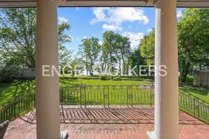 Historische Villa mit eigenem Strand und großzügigem Parkgrundstück – Die vollständige Adresse der Immobilie erhältst du vom Anbieter., 88085 Langenargen – Vorschaubild 2