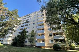 4-Zimmer-Wohnung im obersten Stockwerk – Südloggia mit "Alpenblick" | Nähe BMW & FIZ | 91 m² – Eduard-Spranger-Str. 18, 80935 Lerchenau-Ost, München – Vorschaubild 8