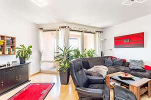 Gemütliche 3-Zimmer-Wohnung mit sonniger Südwest-Loggia – Die vollständige Adresse der Immobilie erhältst du vom Anbieter., 10315 Friedrichsfelde, Berlin – Vorschaubild 2