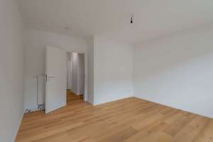 Großzügiges Reiheneckhaus mit Garten und Einbauküche! – 12619 Hellersdorf, Berlin – Vorschaubild 17