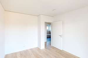 Für Paare und junge Familien: 3 Zimmer mit Balkon – Thumenberger Weg 33, 90491 Sankt Jobst, Nürnberg – Vorschaubild 10