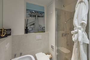 Win Win - 3 Zi. Wohnung mit Rheinblick im Medienhafen – Die vollständige Adresse der Immobilie erhältst du vom Anbieter., 40221 Hafen, Düsseldorf – Vorschaubild 4