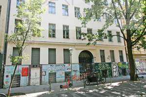 Im Wrangel-Kiez! Bezugsfreie und sanierte Altbau-Wohnung
